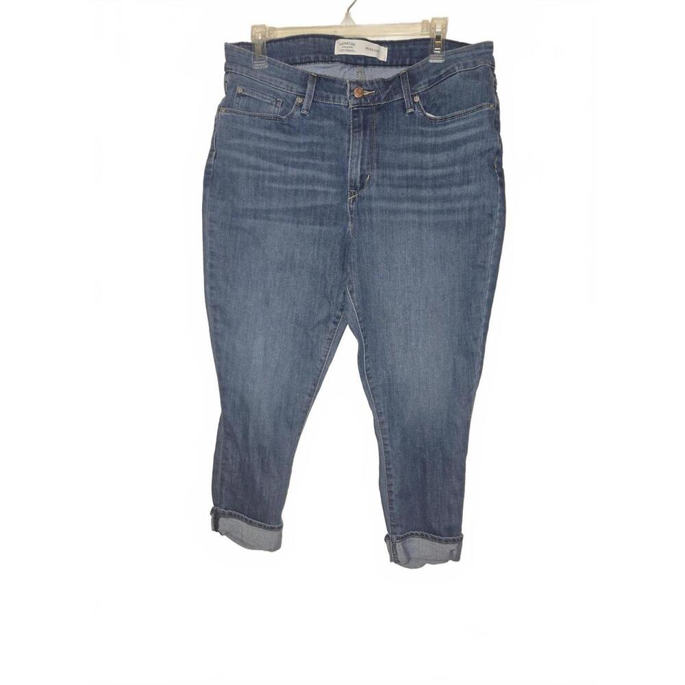 Levi's Signature Mid Rise Capri Women's Cropped Jeans